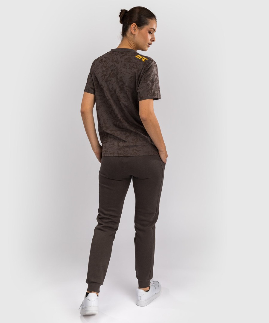 ufc fusion by venum fight week women short sleeve cotton t-shirt - earthen brown