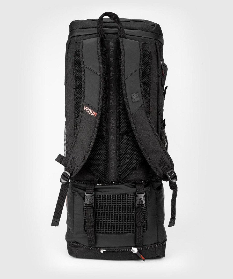 venum challenger xtrem evo backpack - blackred