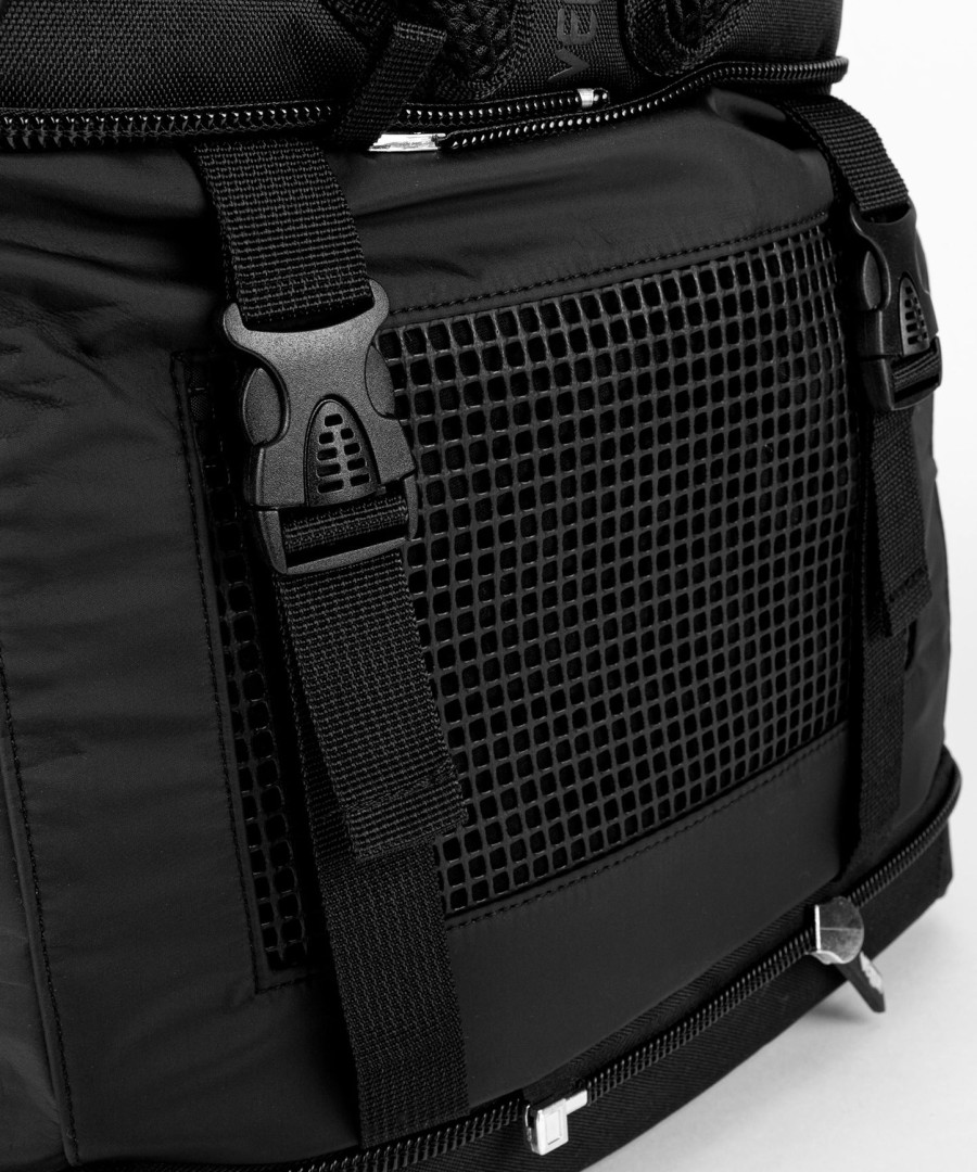 venum challenger xtrem evo backpack - blackwhite