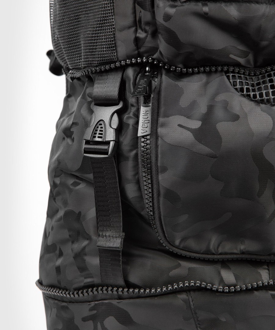 venum challenger xtrem backpack - blackdark camo