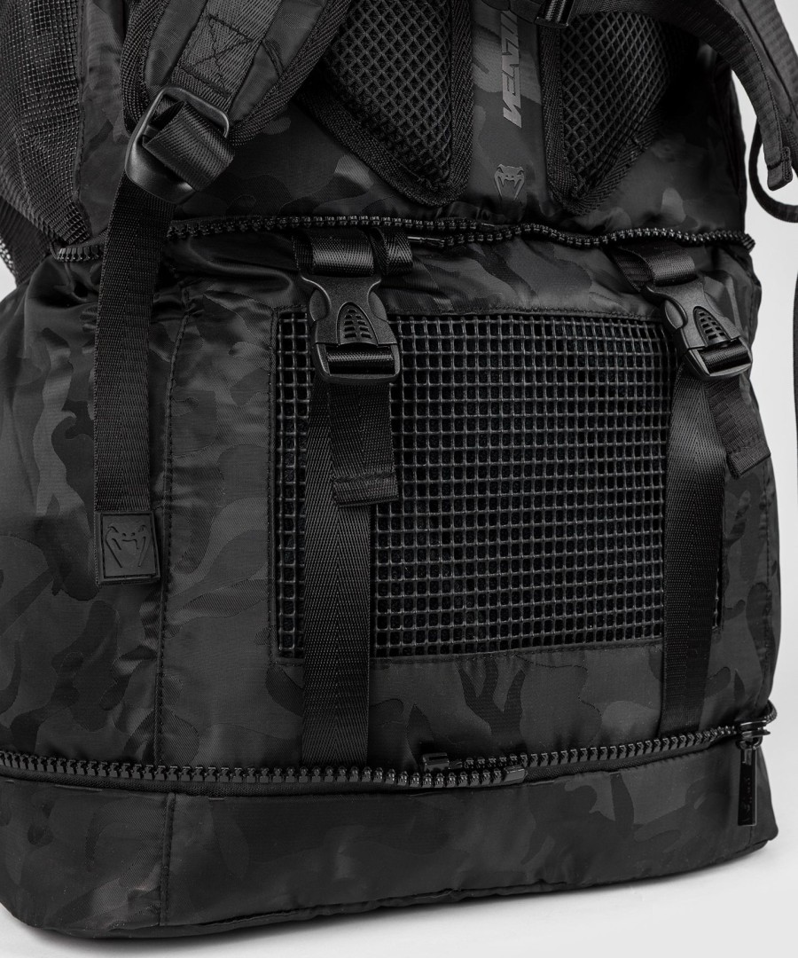 venum challenger xtrem backpack - blackdark camo