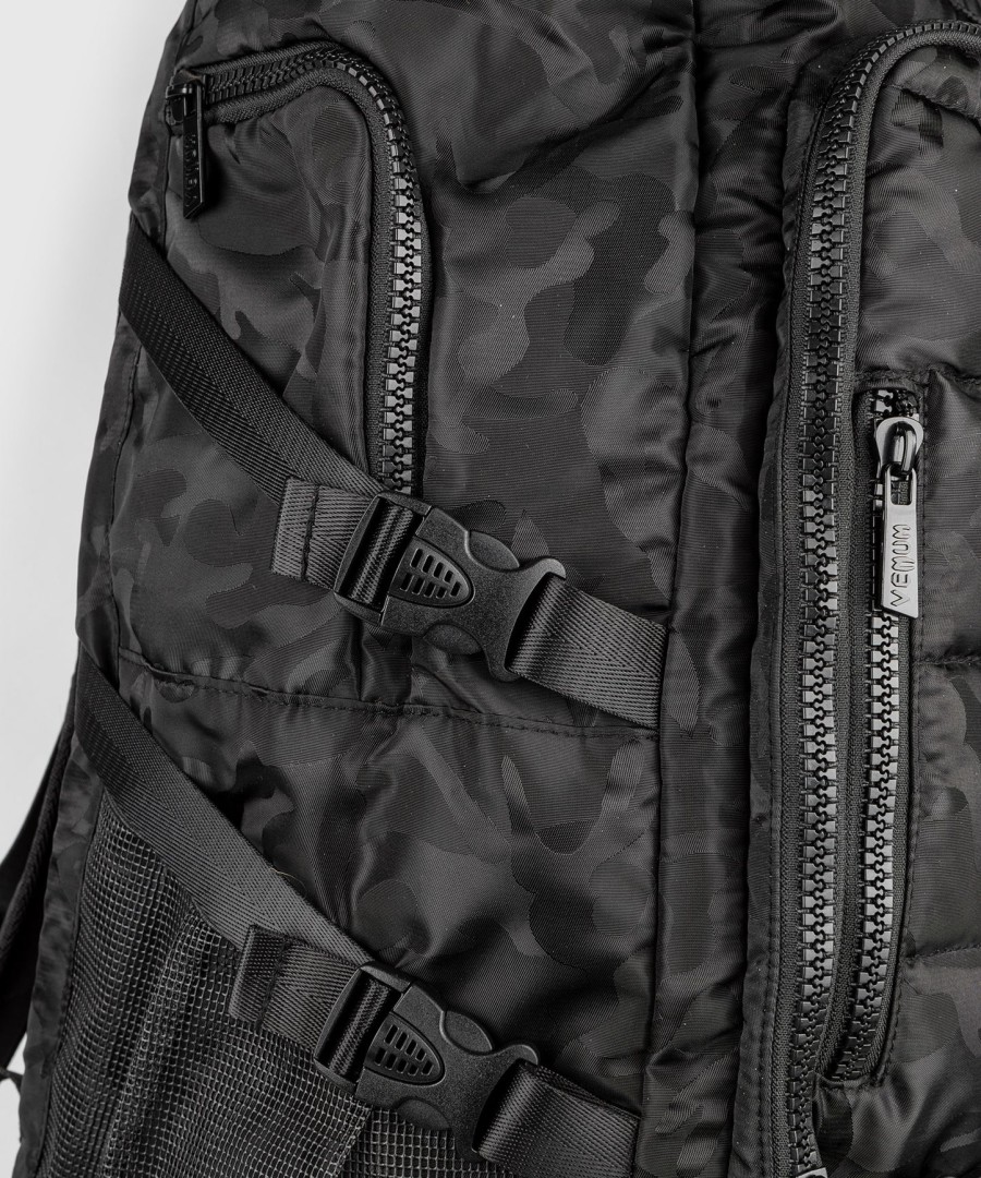 venum challenger xtrem backpack - blackdark camo