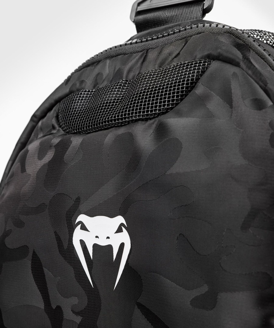 venum trainer lite sport bag - blackdark camo