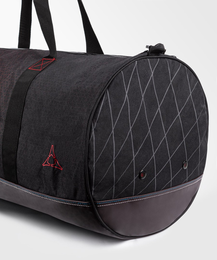 venum x dodge banshee sports bag - black