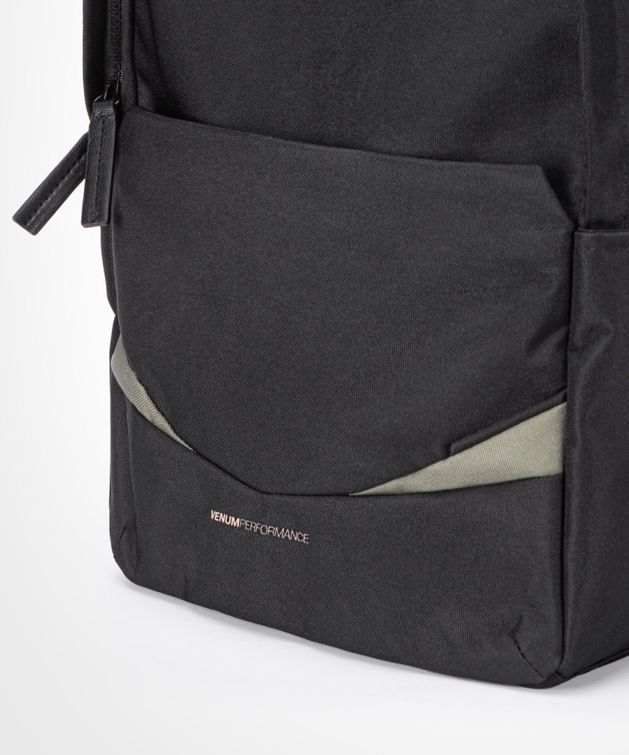 venum evo 2 light backpack - blackkhaki