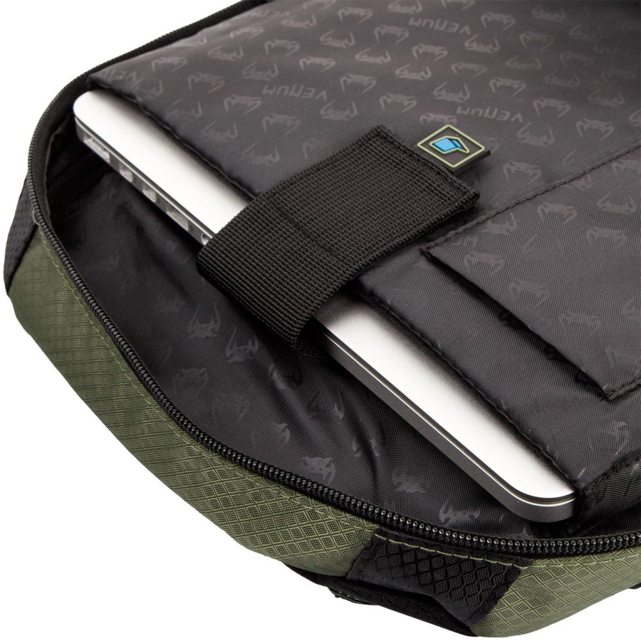 venum challenger pro backpack - khakiblack
