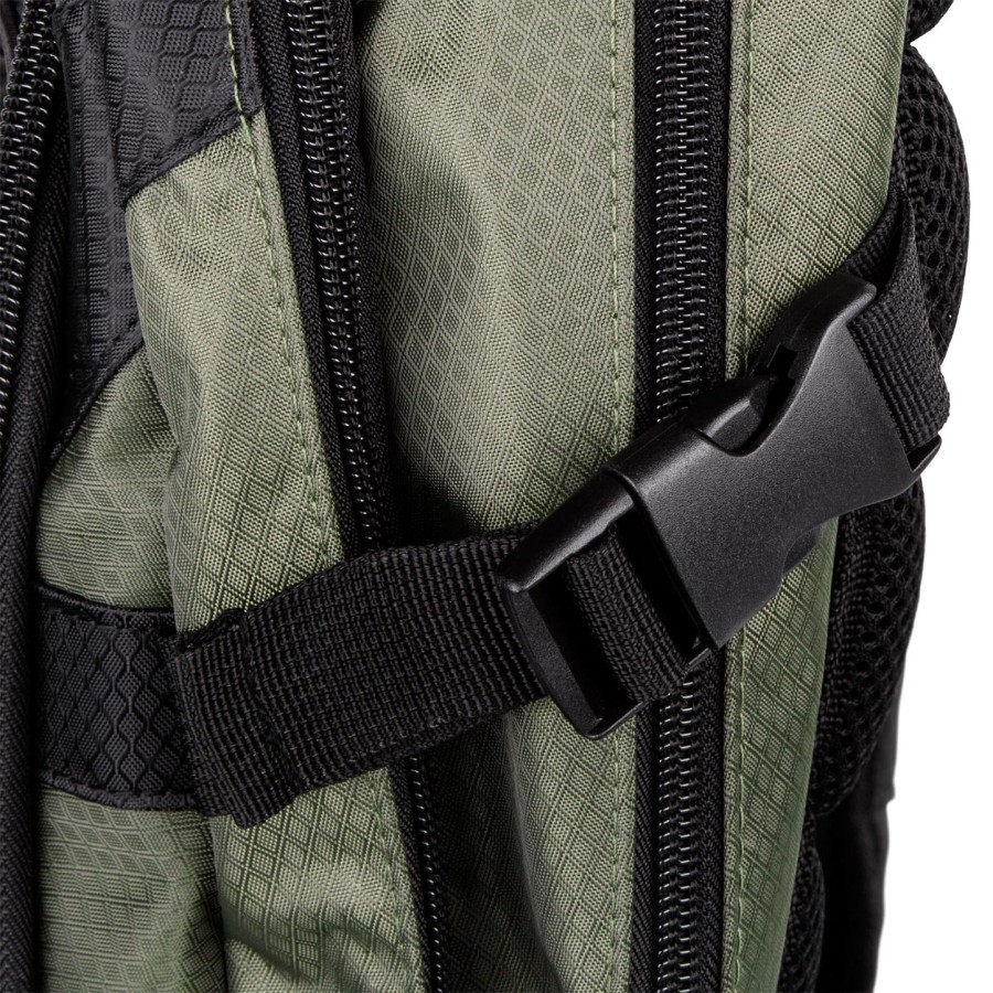 venum challenger pro backpack - khakiblack