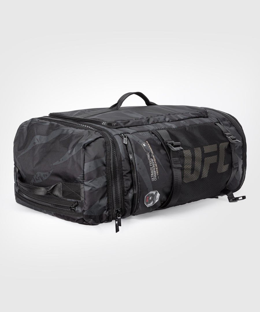 ufc adrenaline by venum fight week duffle bag - urban camo