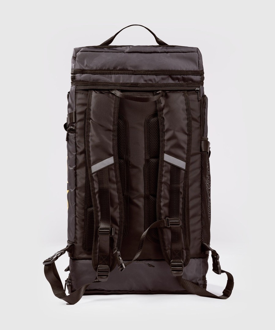 ufc fusion by venum fight week duffle bag - earthen brown