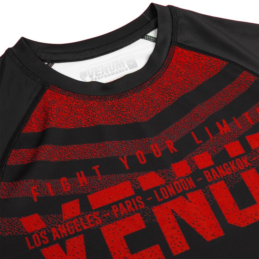 venum signature rashguard - short sleeves - blackred