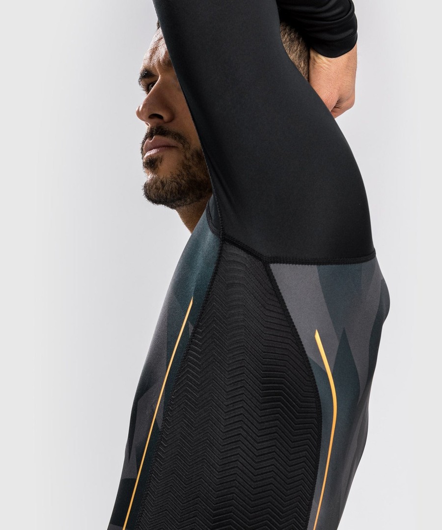 venum razor rashguard long sleeves - blackgold