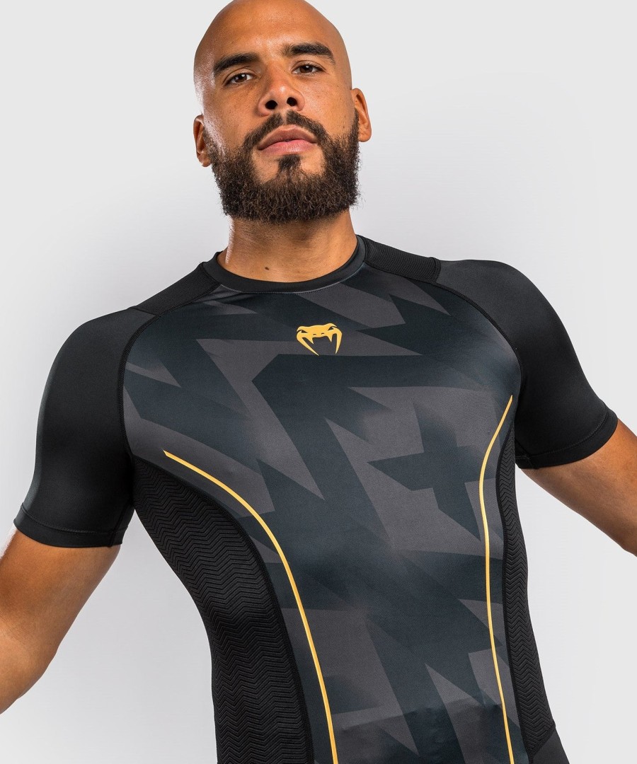 venum razor rashguard short sleeves - blackgold