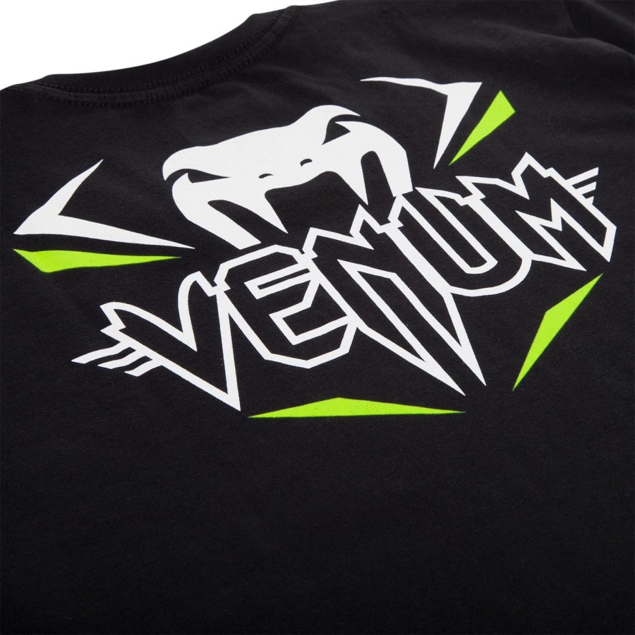 venum strike fight t-shirt - blackneo green
