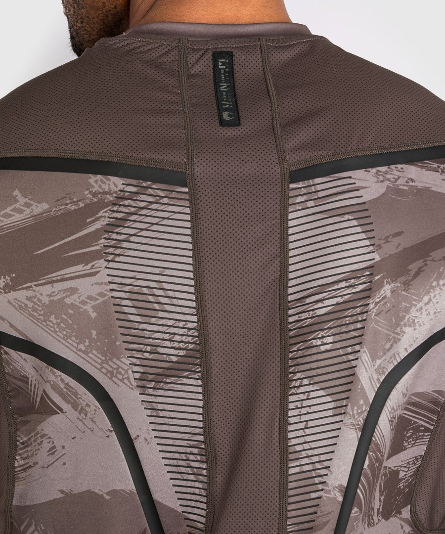 venum electron 3.0 dry-tech t-shirt - sand