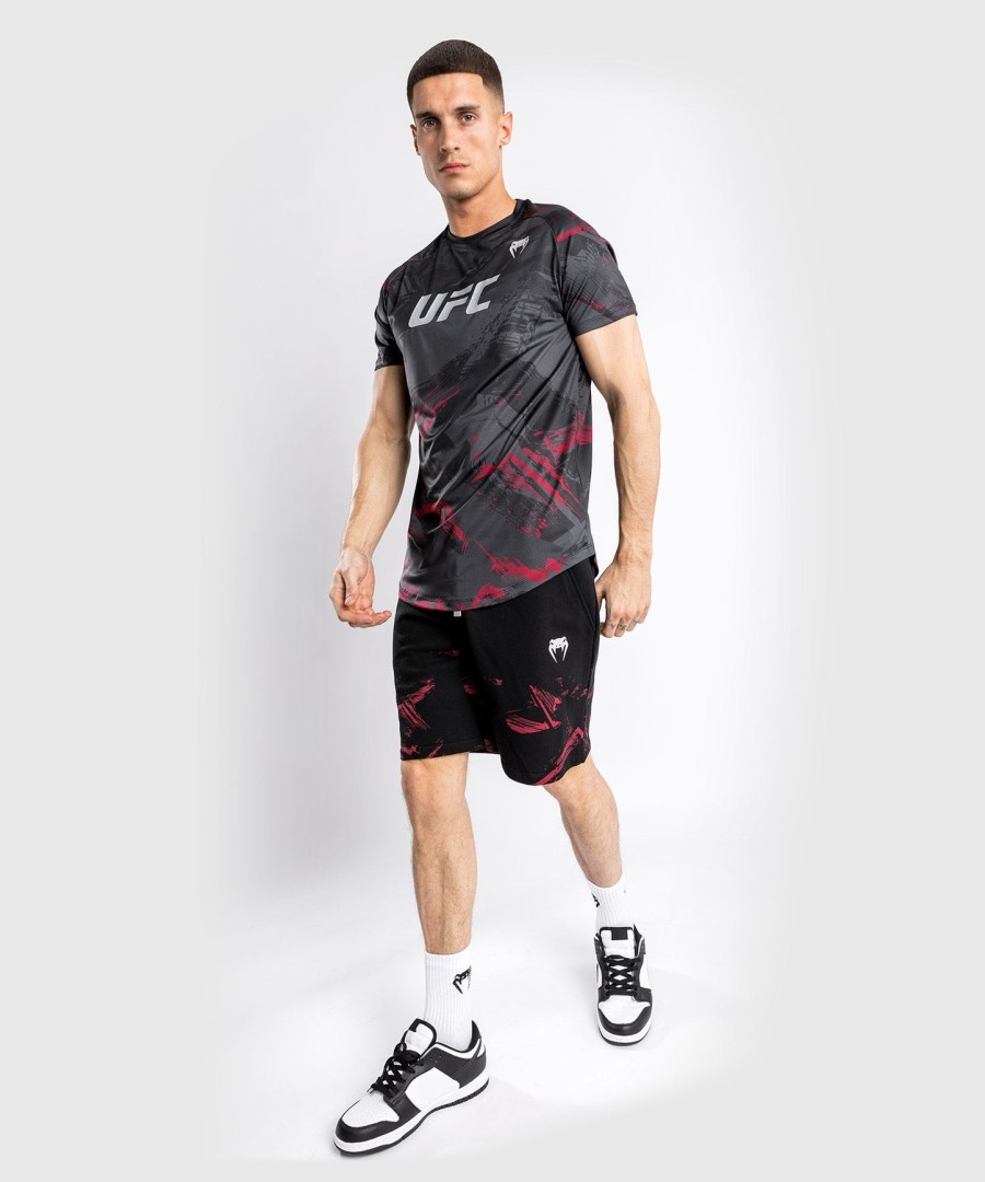 ufc venum authentic fight week 2.0 men dry tech t-shirt - black