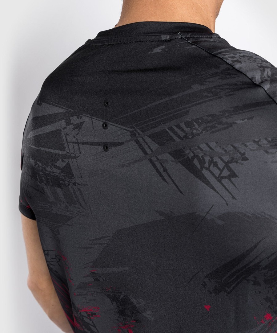 ufc venum authentic fight week 2.0 men dry tech t-shirt - black