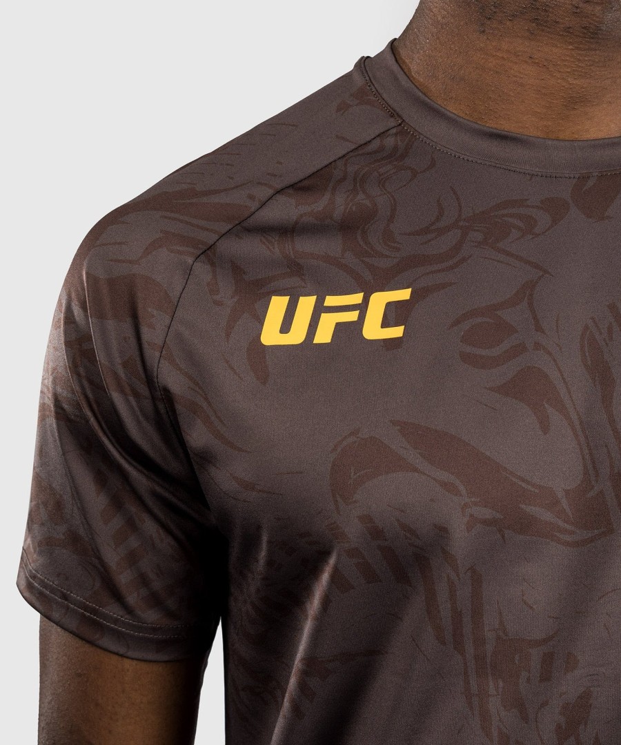 ufc fusion by venum fight week men dry-tech t-shirt - earthen brown