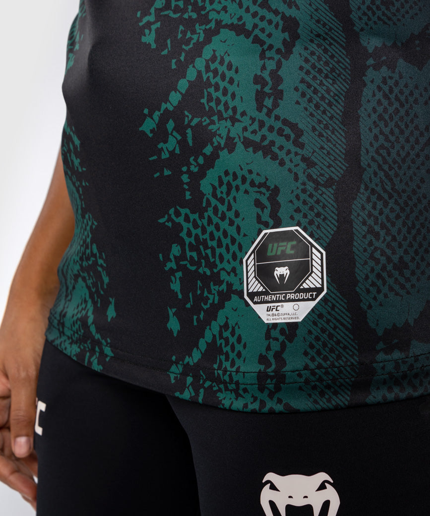 ufc adrenaline by venum authentic fight night women walkout jersey - emerald edition - greenblack