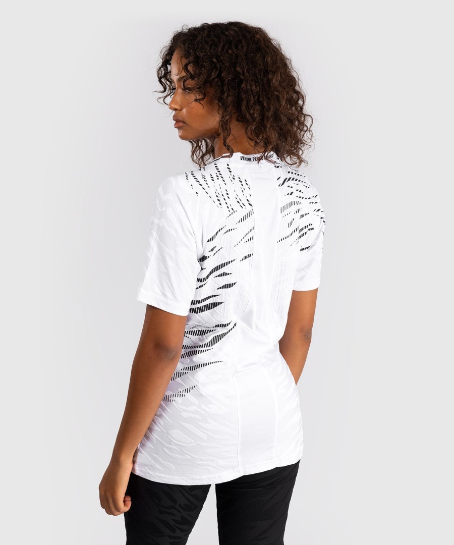 ufc fusion by venum authentic fight night women walkout jersey - white