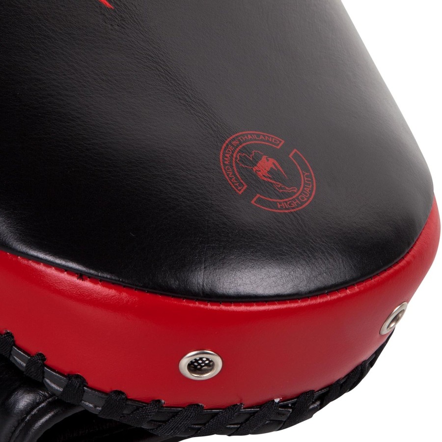 venum kick pads leather-blackred
