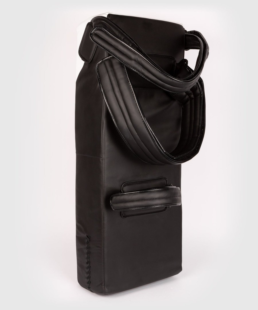 venum satchel kick shield - blackwhite