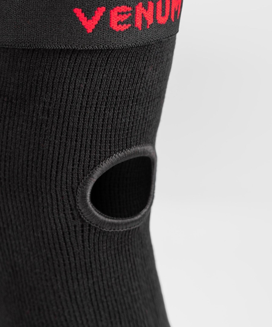venum kontact elbow guard - blackred