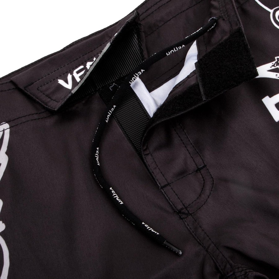 venum born to fight kids fightshorts - blackwhite
