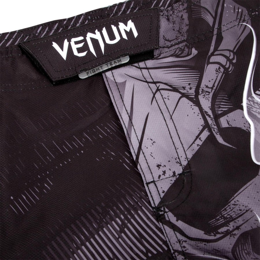venum minotaurus fightshorts - blackwhite