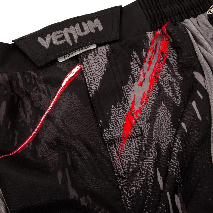 venum grizzli fightshorts - blackwhite