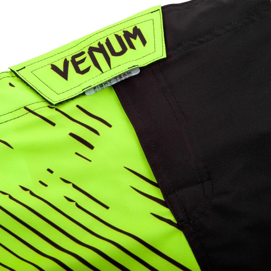 venum training camp 2.0 fightshorts - blackneo yellow