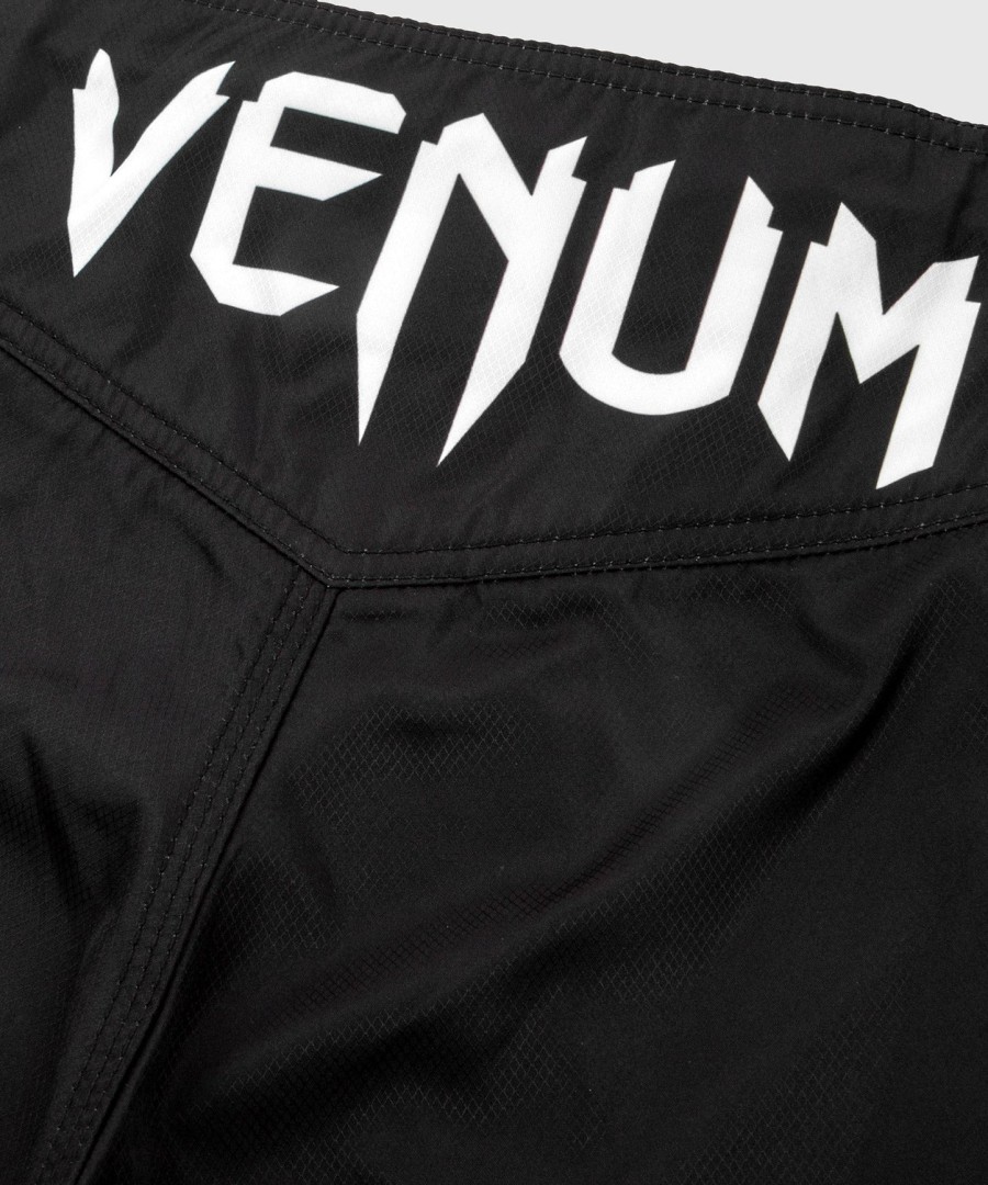 venum light 3.0 fightshorts - blackwhite