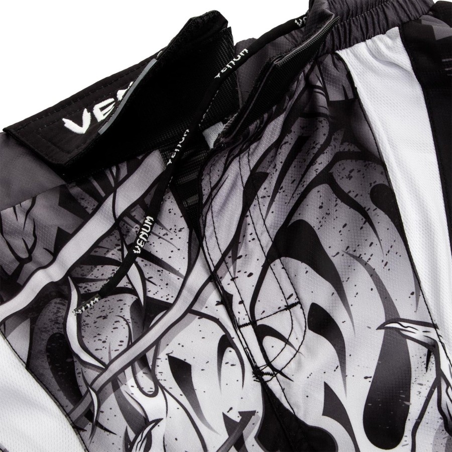 venum devil fightshorts - whiteblack