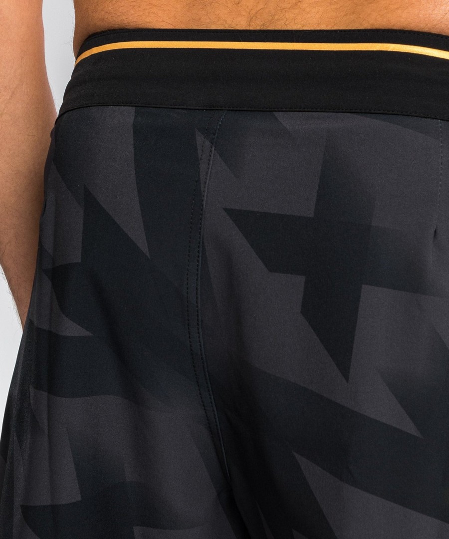 venum razor fightshorts - blackgold