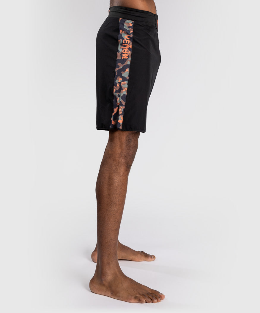 venum jungle ops fightshorts - blackkhaki camo