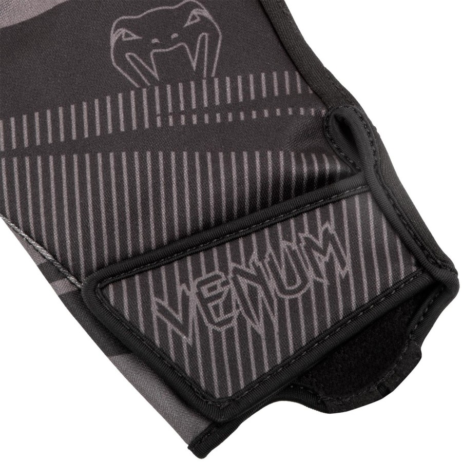 venum runner gloves - blackgrey