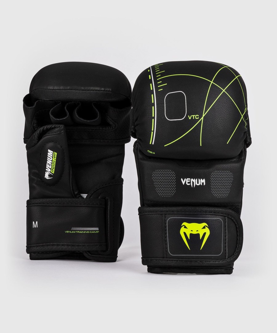 venum training camp 4.0 sparring gloves - blackneo green