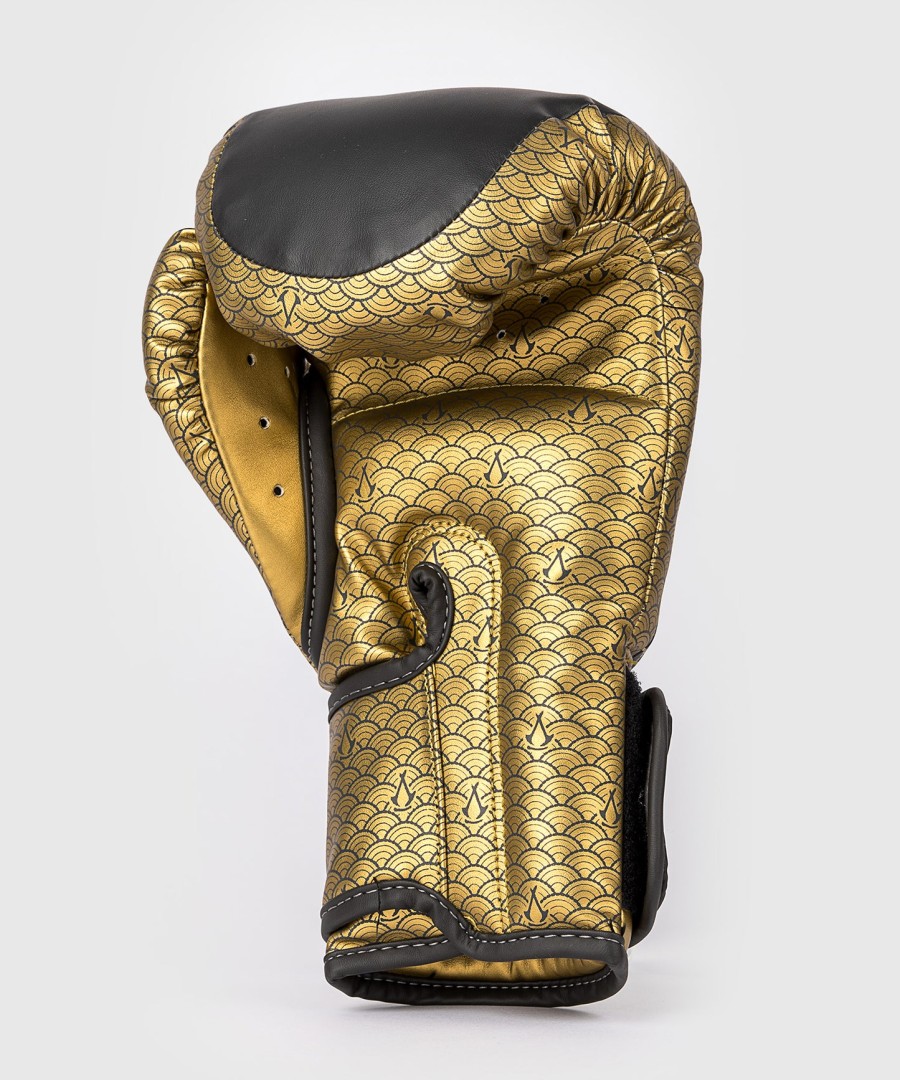 venum x assassin creed shadows boxing gloves - blackgold