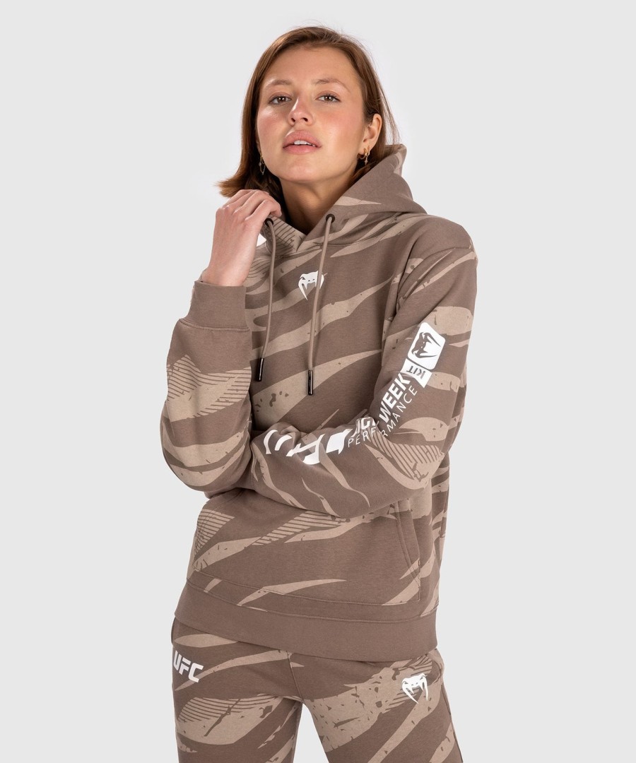 ufc adrenaline by venum fight week women pullover hoodie - desert camo
