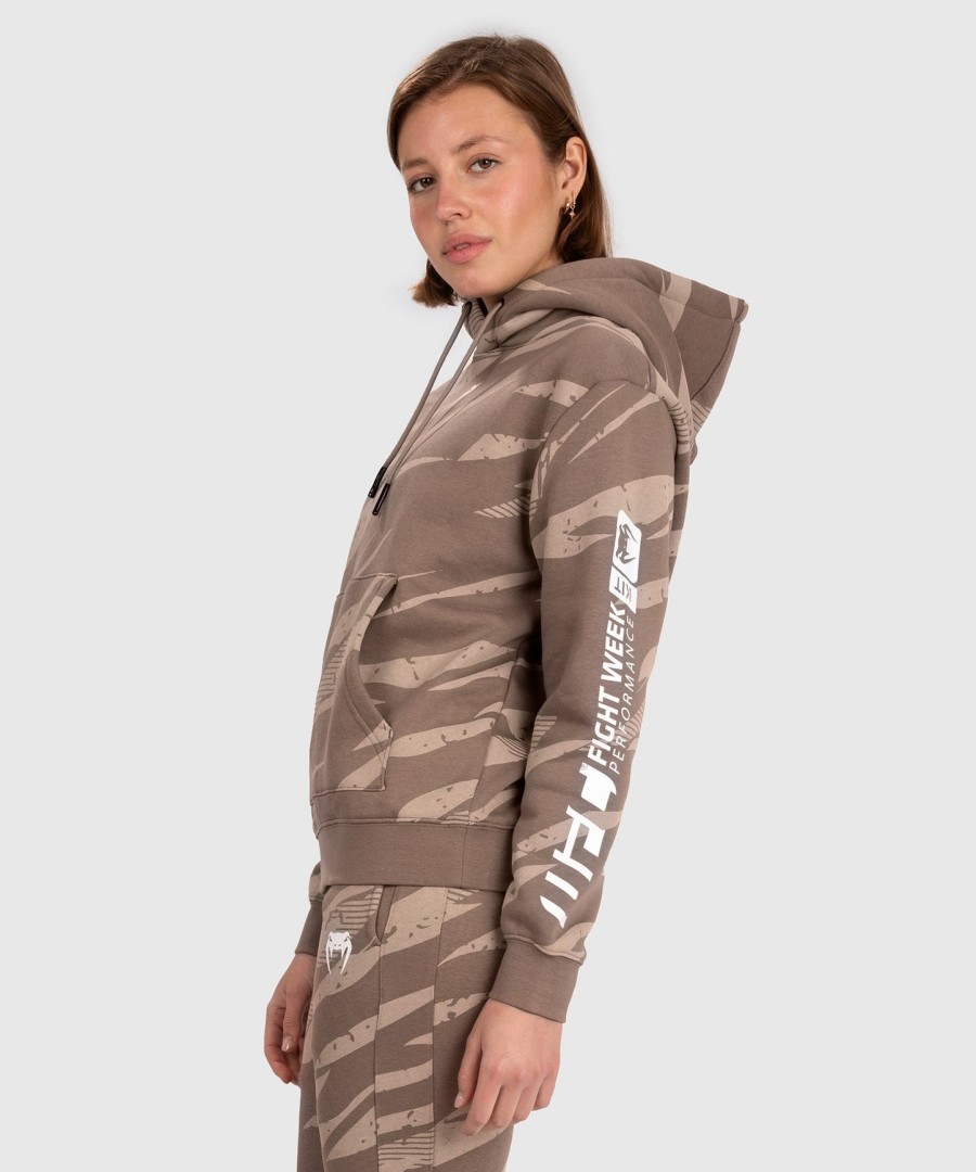 ufc adrenaline by venum fight week women pullover hoodie - desert camo