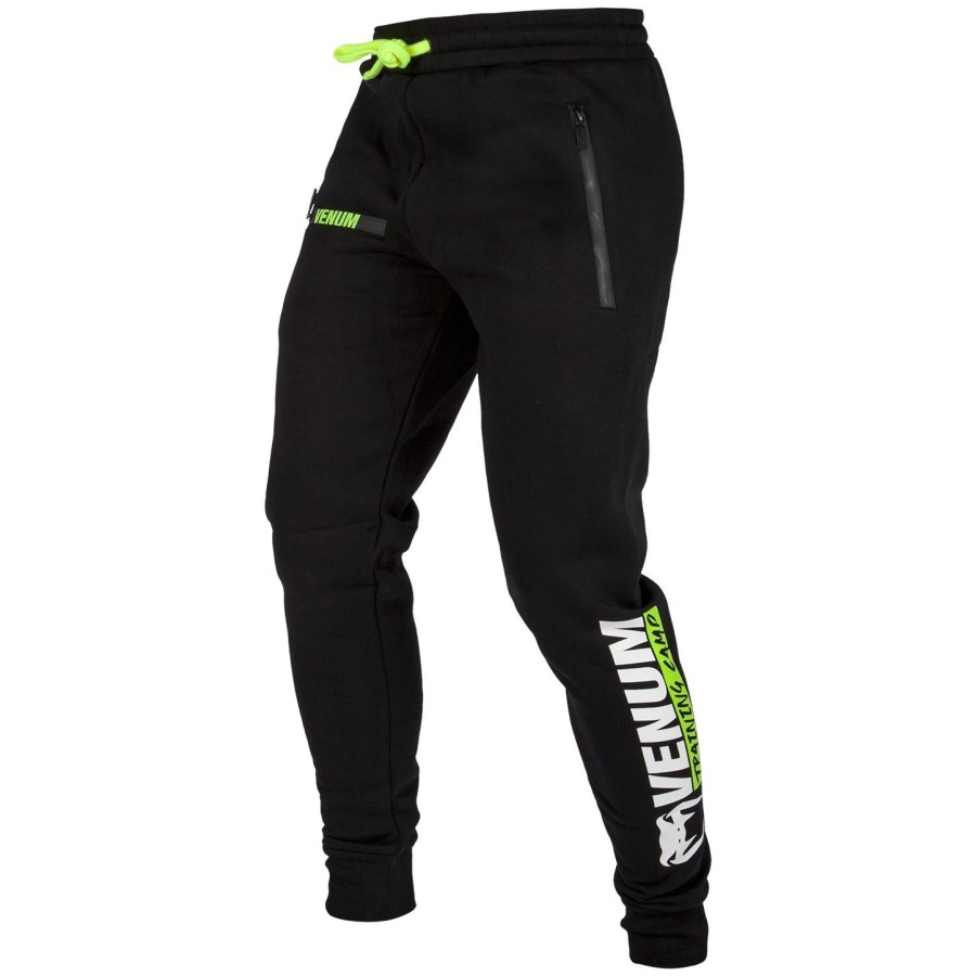 venum training camp joggers
