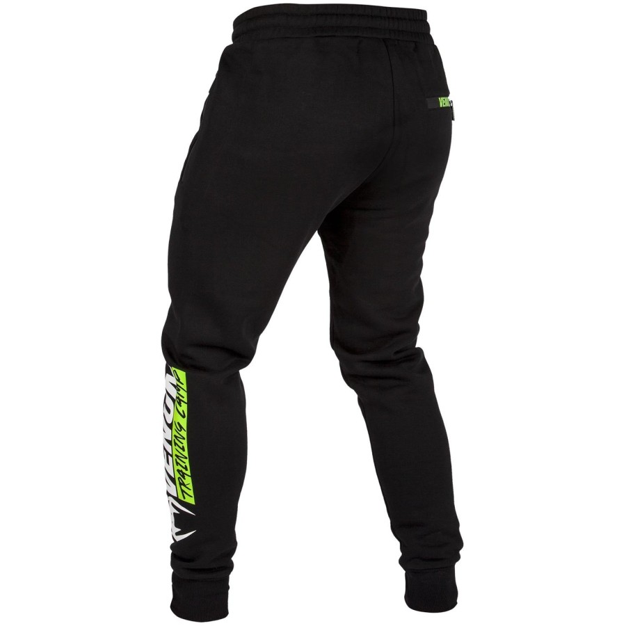 venum training camp joggers