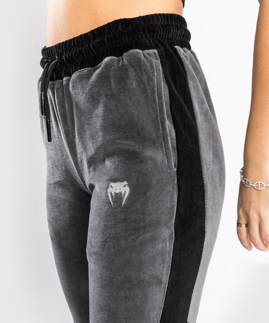 venum camoline 2.0 velvet joggers - for women - greyblack
