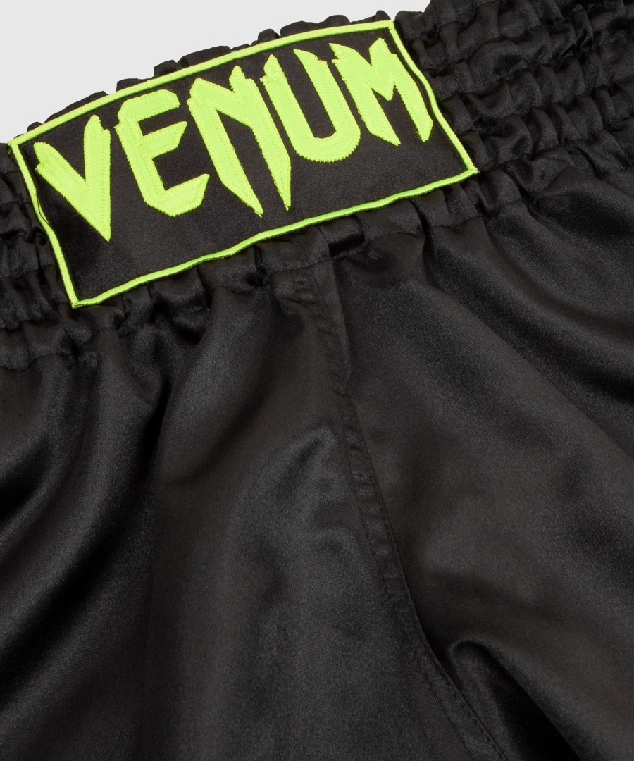 venum classic muay thai short - blackfluorescent yellow