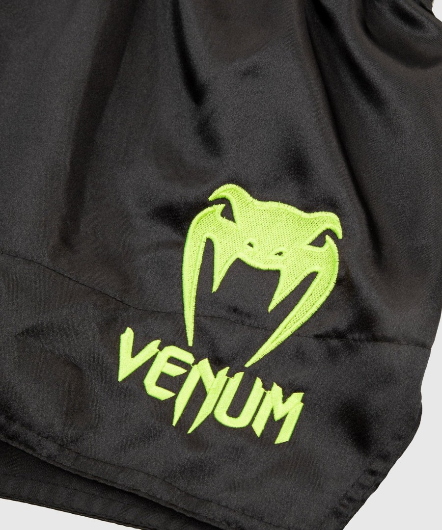 venum classic muay thai short - blackfluorescent yellow
