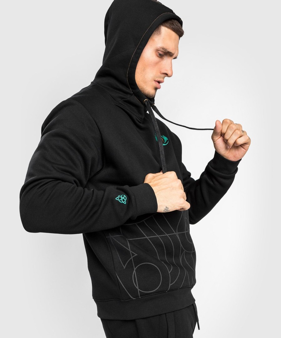 venum assassin creed reloaded hoodie - black