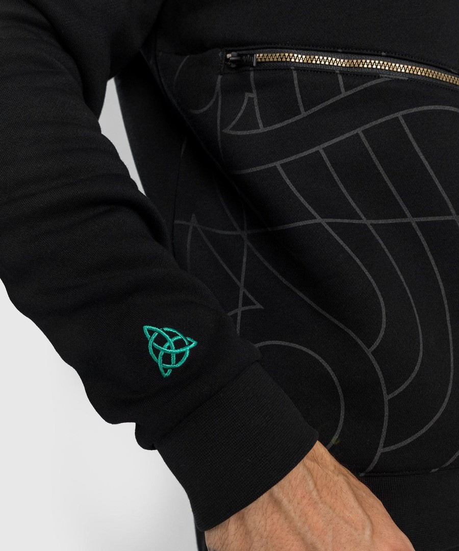 venum assassin creed reloaded hoodie - black