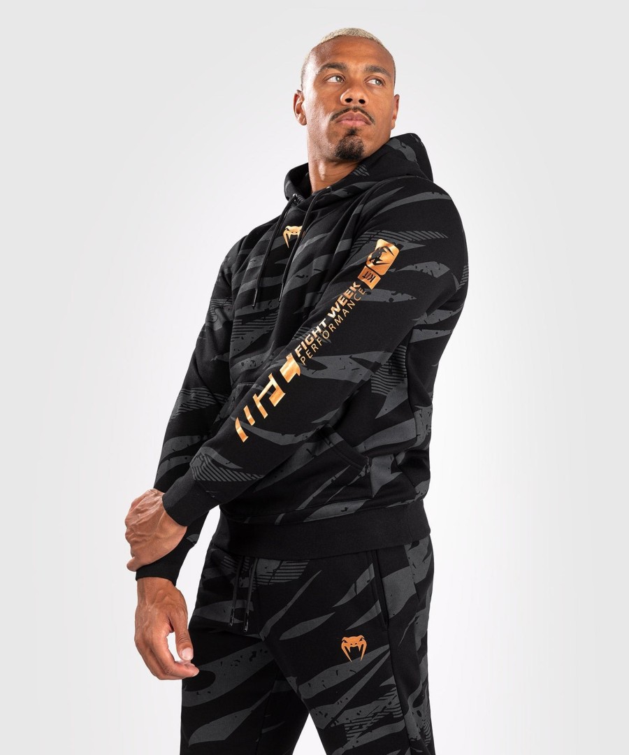 ufc adrenaline by venum fight week men pullover hoodie - urban camo