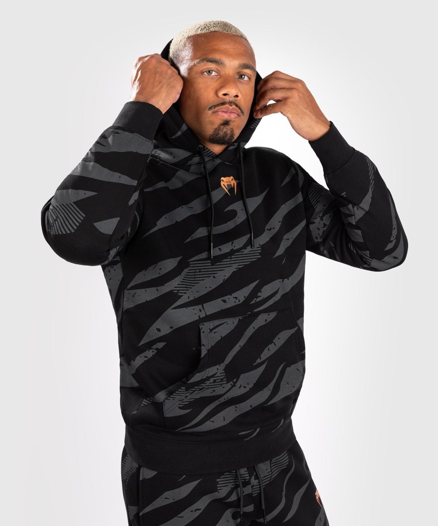 ufc adrenaline by venum fight week men pullover hoodie - urban camo