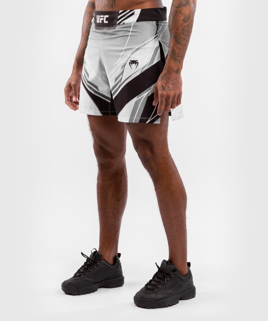 ufc venum authentic fight night men gladiator shorts - white