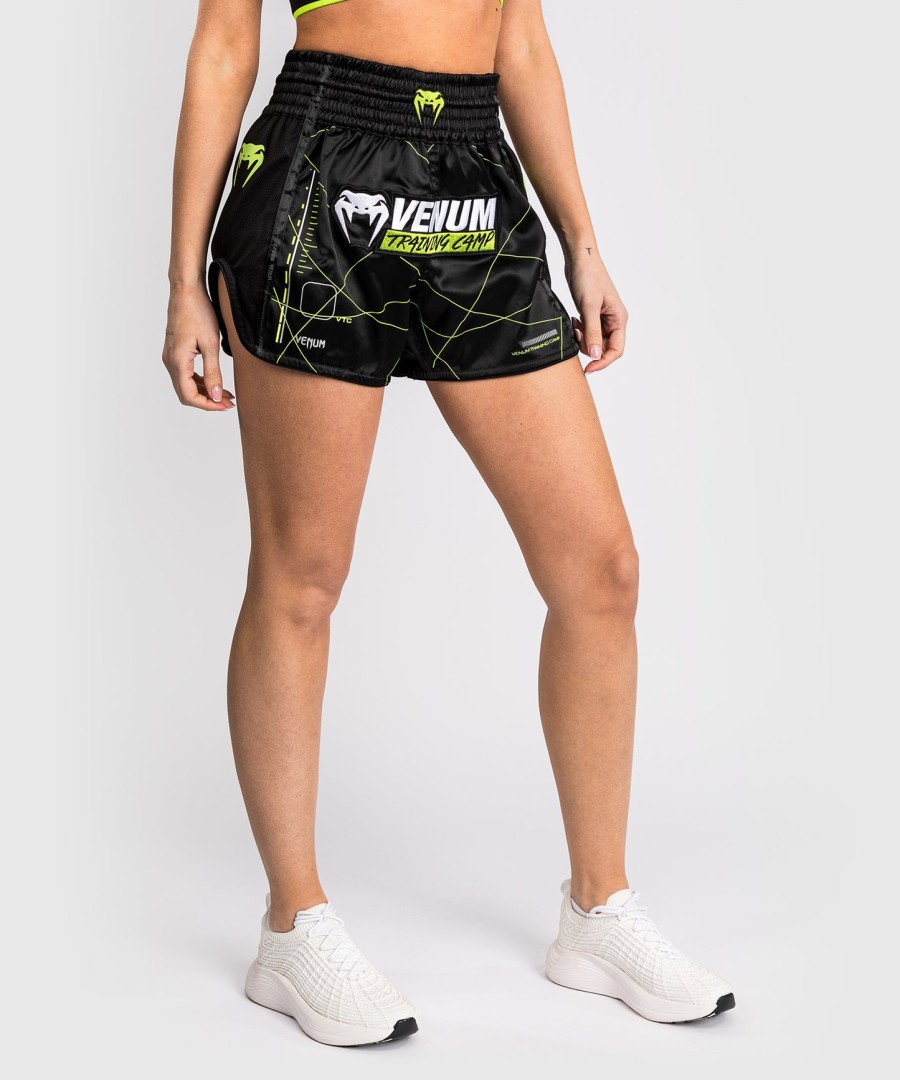 venum training camp 4.0 muay thai short - blackneon green
